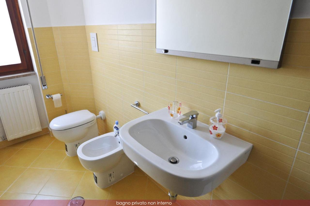 B&B Vanvitelli กาแซร์ตา ภายนอก รูปภาพ